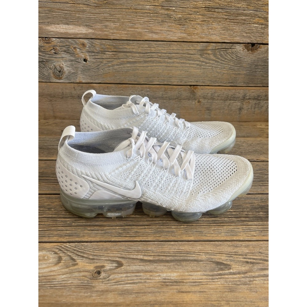Nike Air VaporMax Flyknit 2 Men's 9.5 White Running Sneakers Lightweight Sports